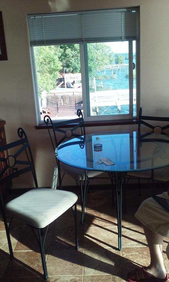 Overlooking Clearlake From The Living Room Extérieur photo